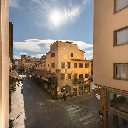 דירה -ponte Vecchio View פירנצה